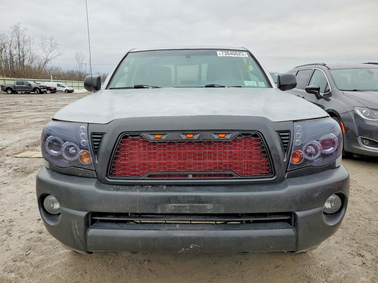 2011 TOYOTA TACOMA