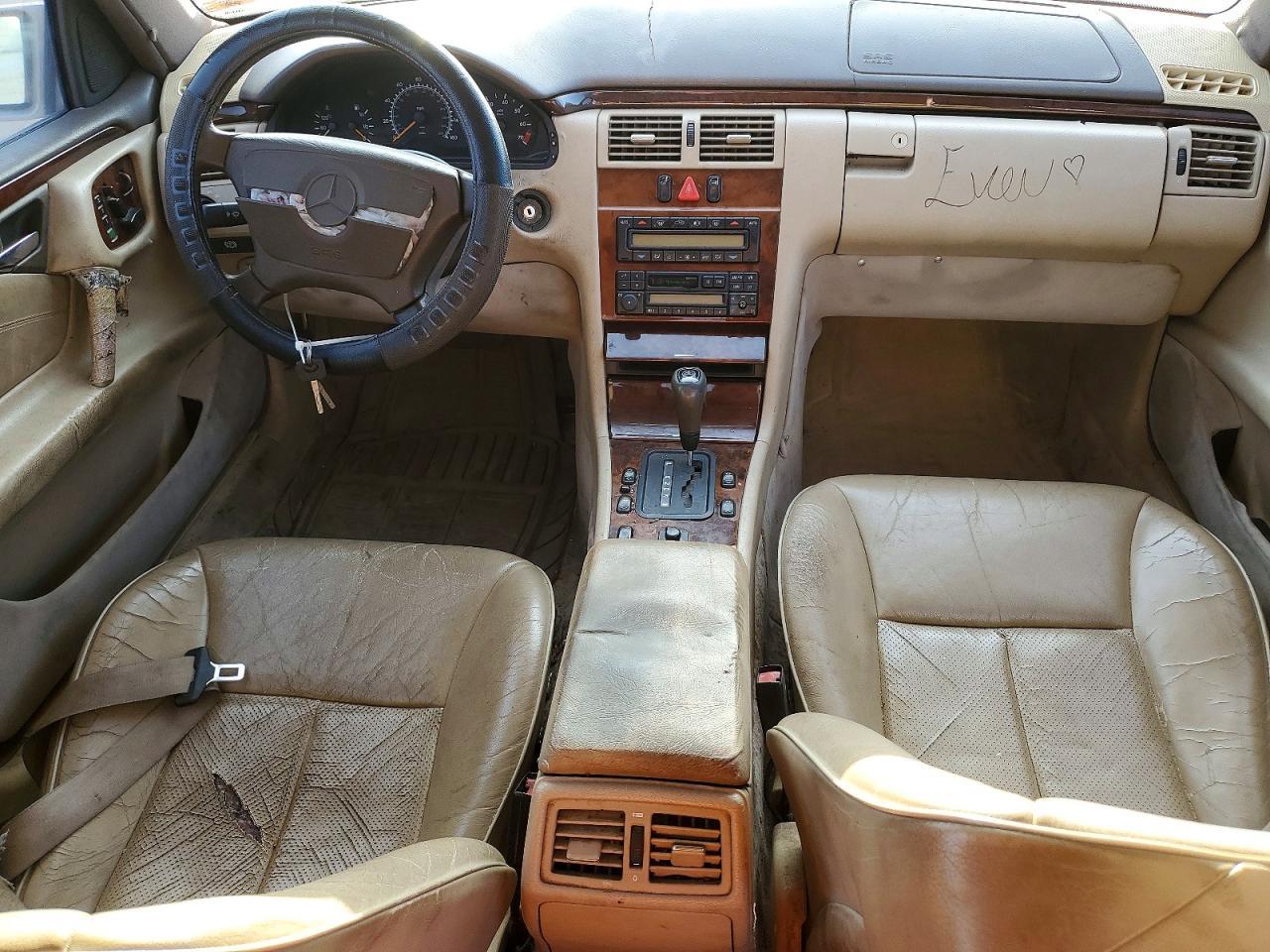 1996 MERCEDES-BENZ E-Class