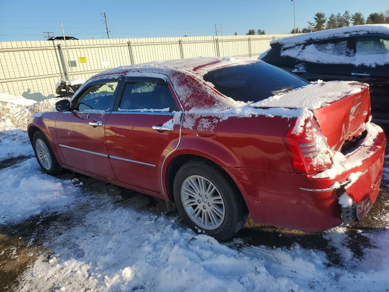 2010 CHRYSLER 300