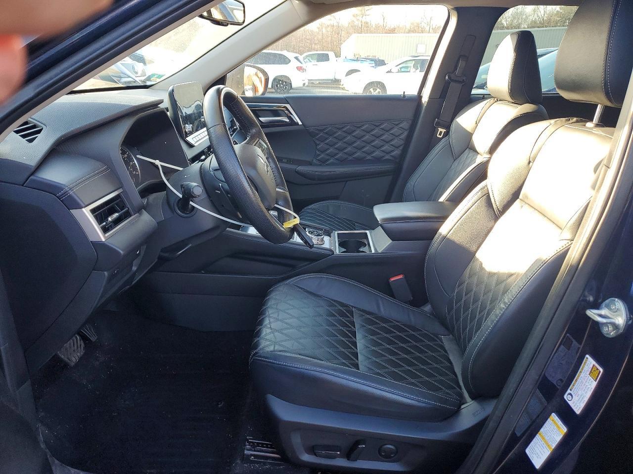 2022 MITSUBISHI outlander