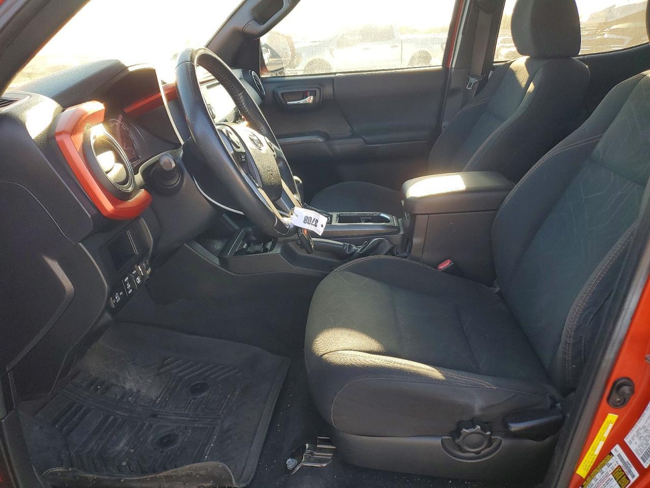 2017 TOYOTA TACOMA