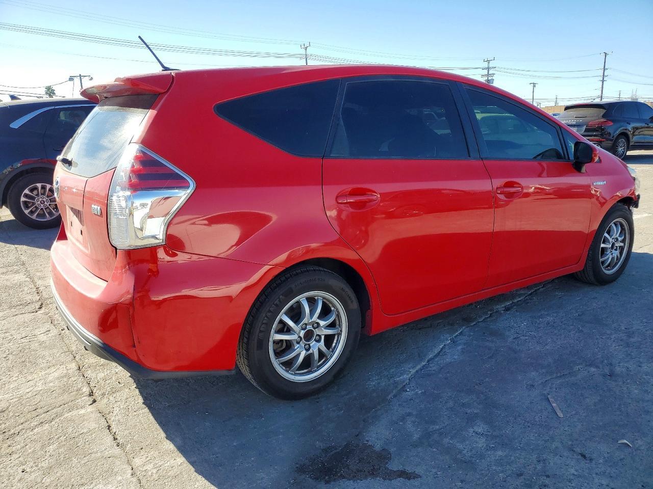 2016 TOYOTA PRIUS V