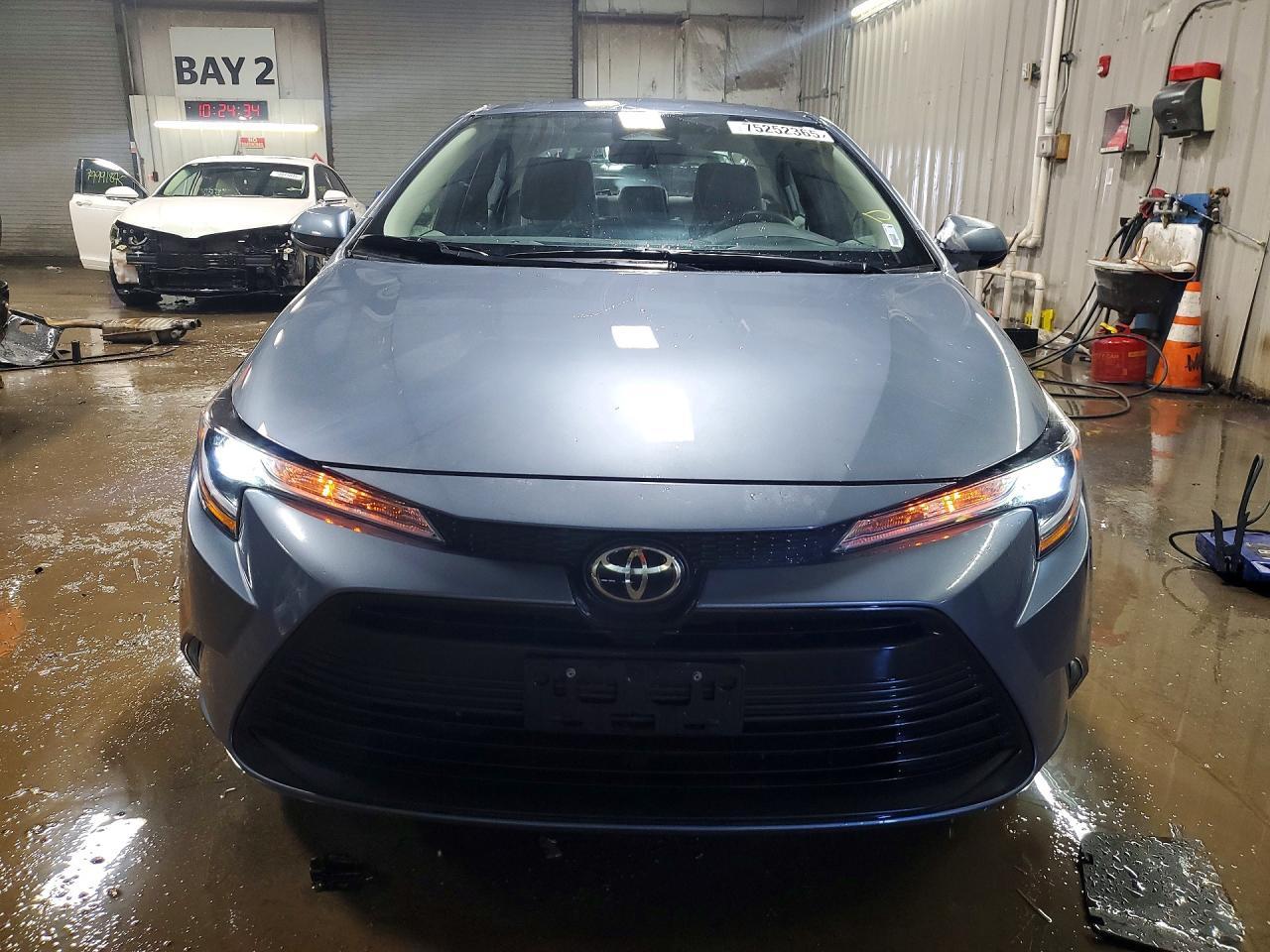 2025 TOYOTA COROLLA