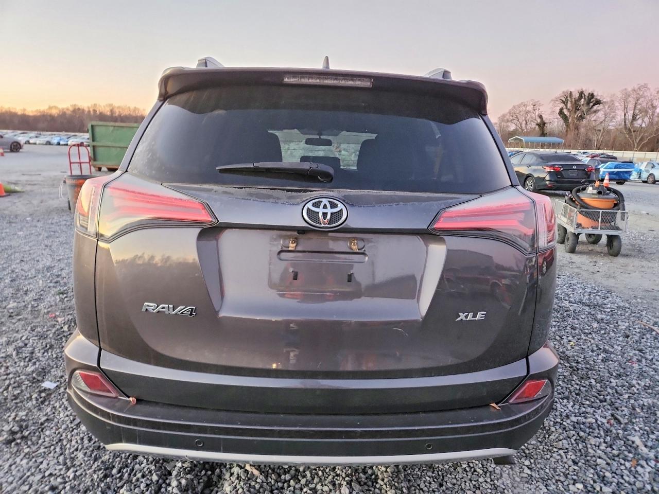 2016 TOYOTA RAV4