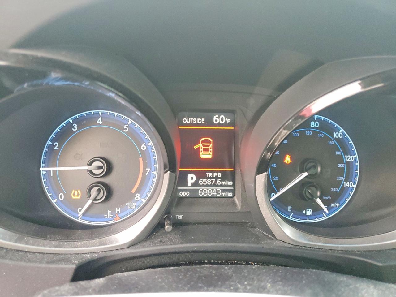 2016 TOYOTA COROLLA