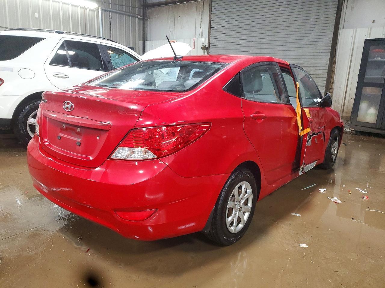 2013 HYUNDAI ACCENT