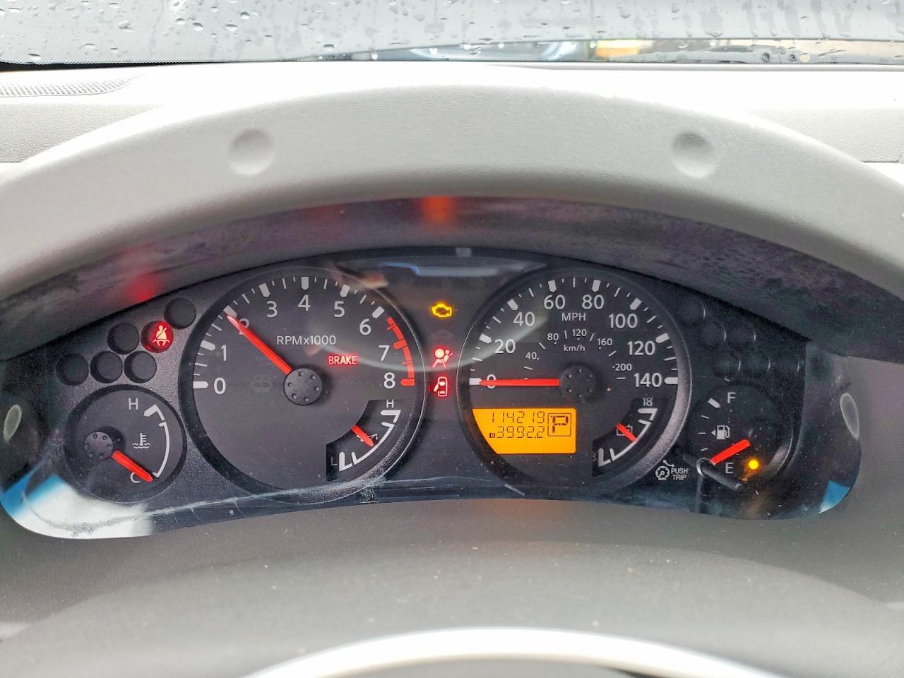 2012 NISSAN Frontier
