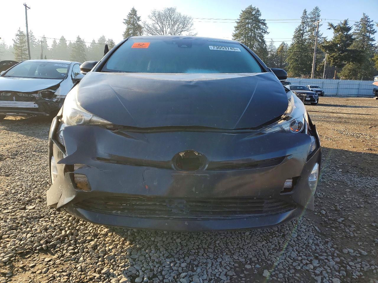 2016 TOYOTA PRIUS