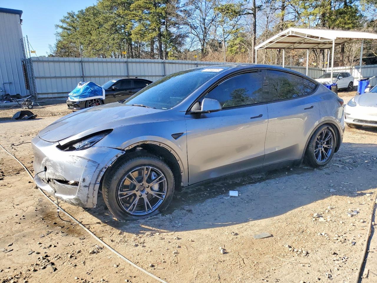 2024 TESLA MODEL Y
