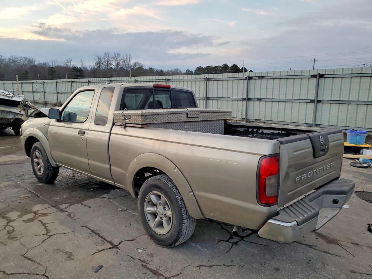 2001 NISSAN Frontier