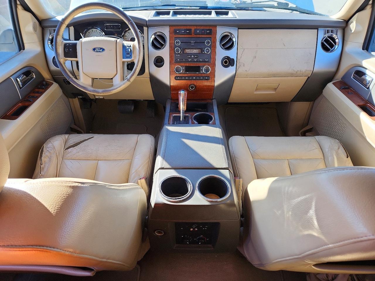 2010 FORD Expedition