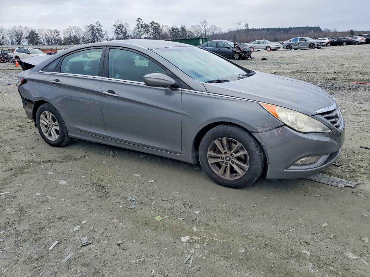 2013 HYUNDAI SONATA