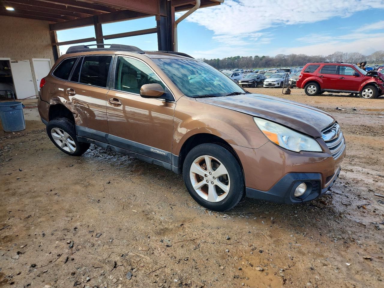 2013 SUBARU Outback
