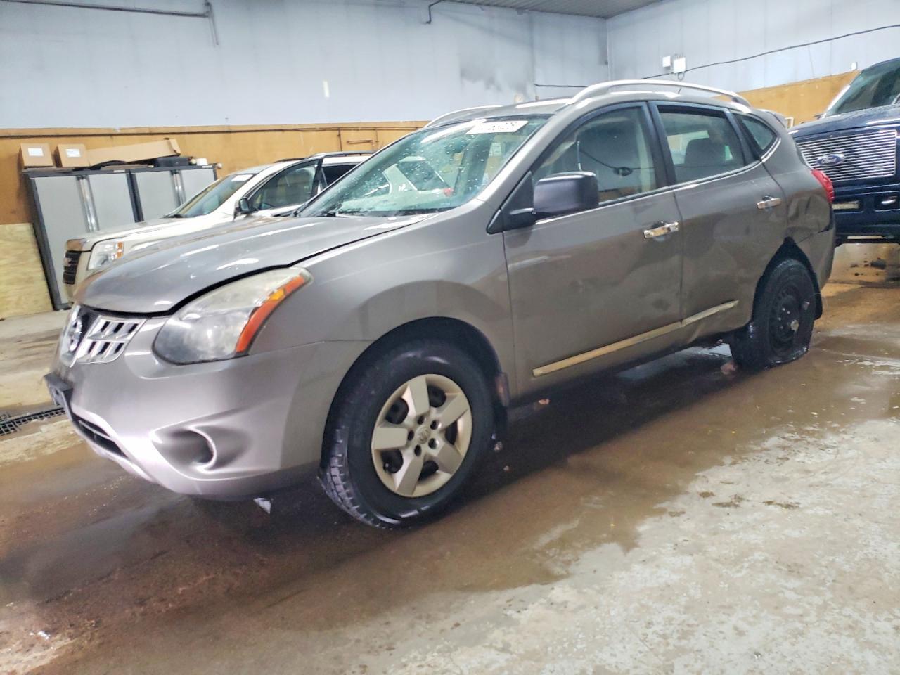 2015 NISSAN ROGUE
