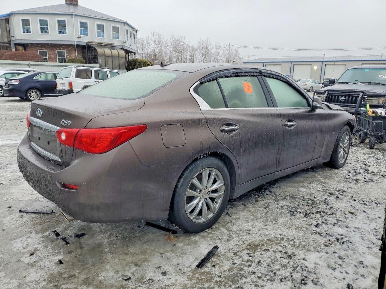 2014 INFINITI Q50