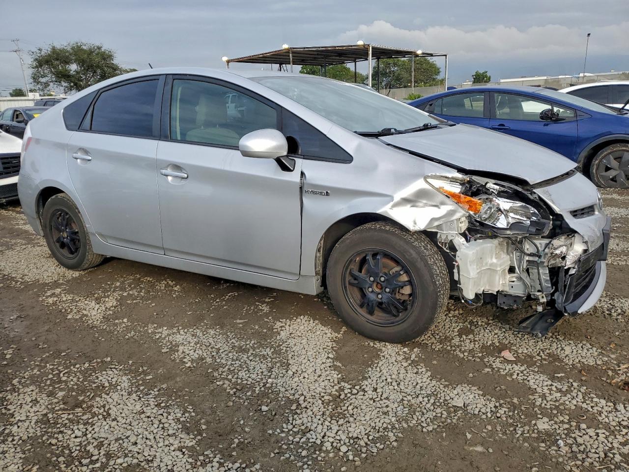 2015 TOYOTA PRIUS