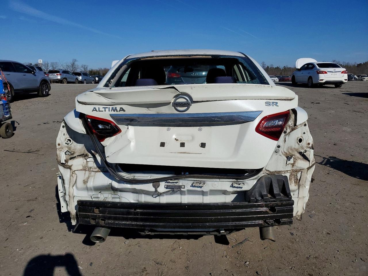 2017 NISSAN ALTIMA