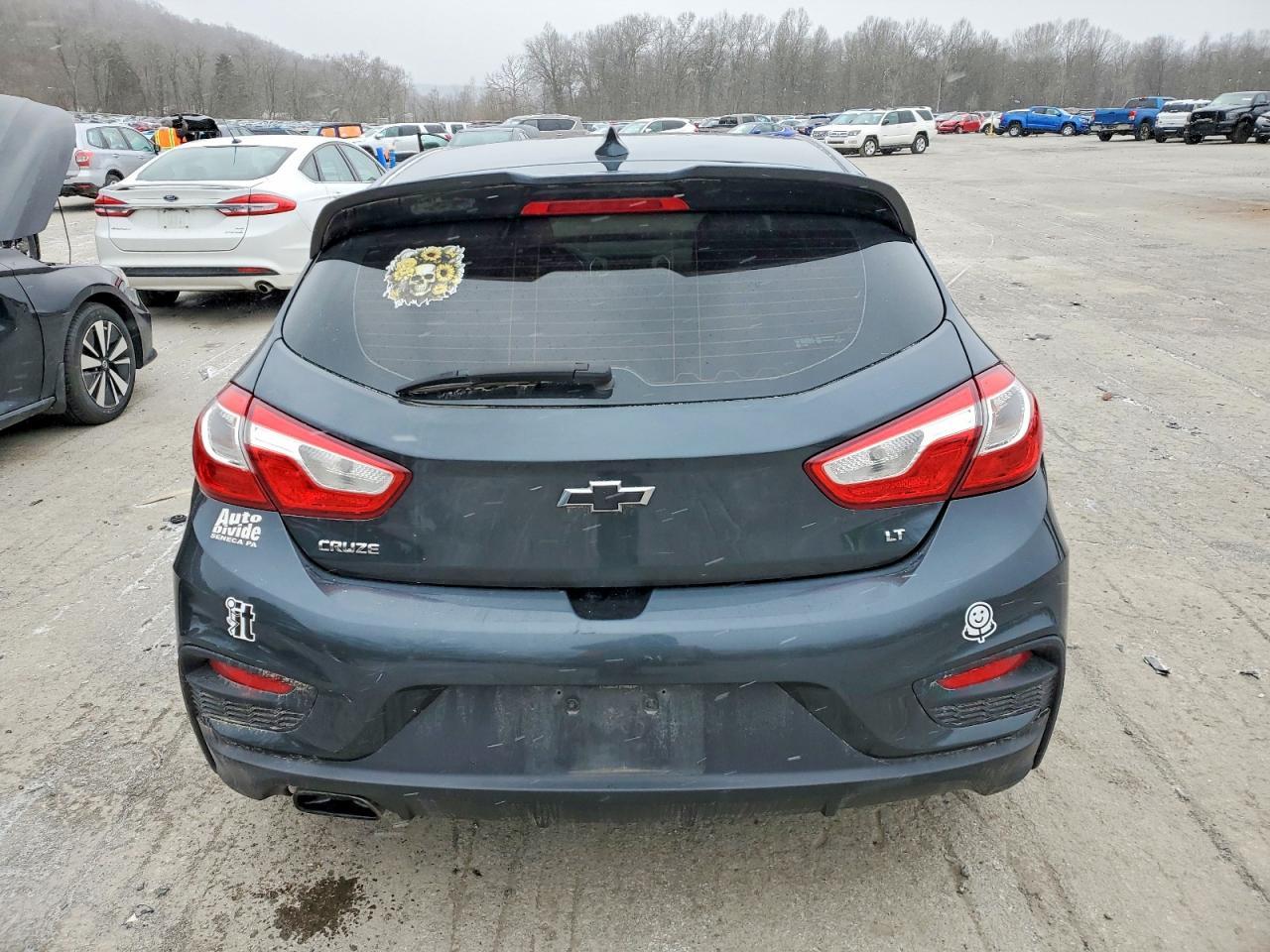 2017 CHEVROLET CRUZE