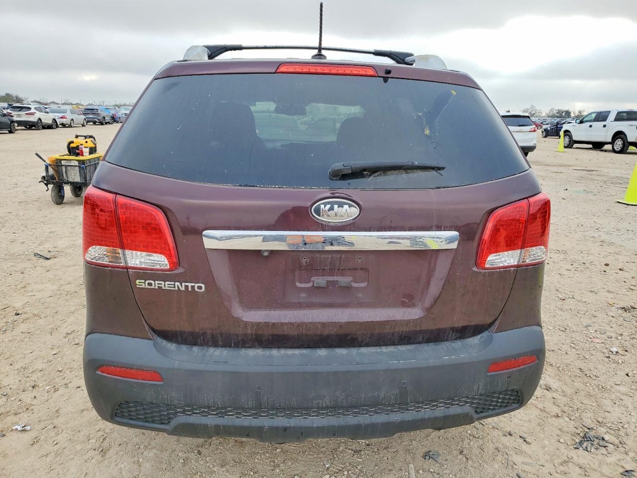 2013 KIA SORENTO