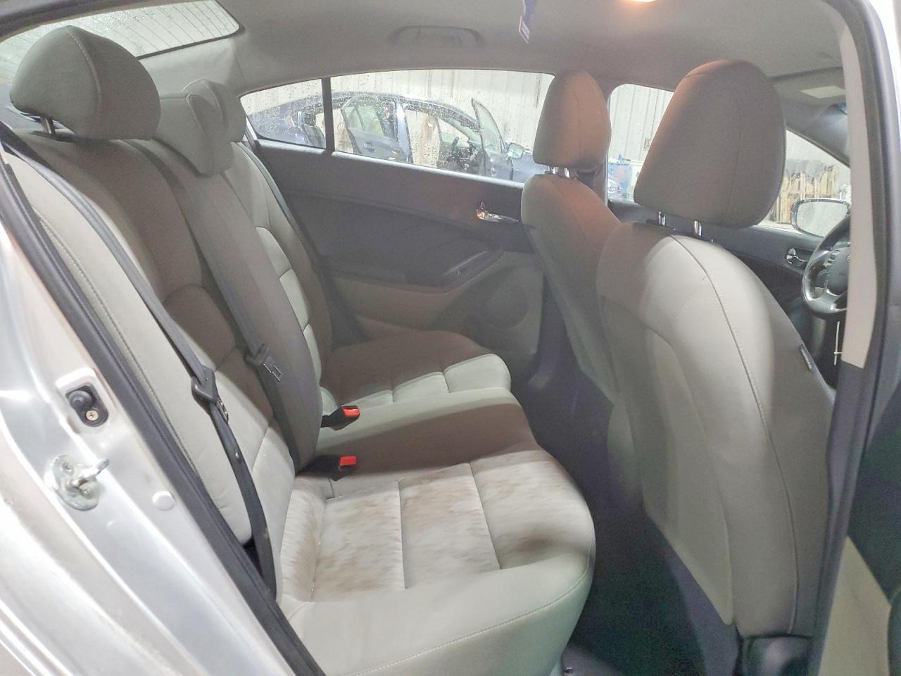 2015 KIA FORTE