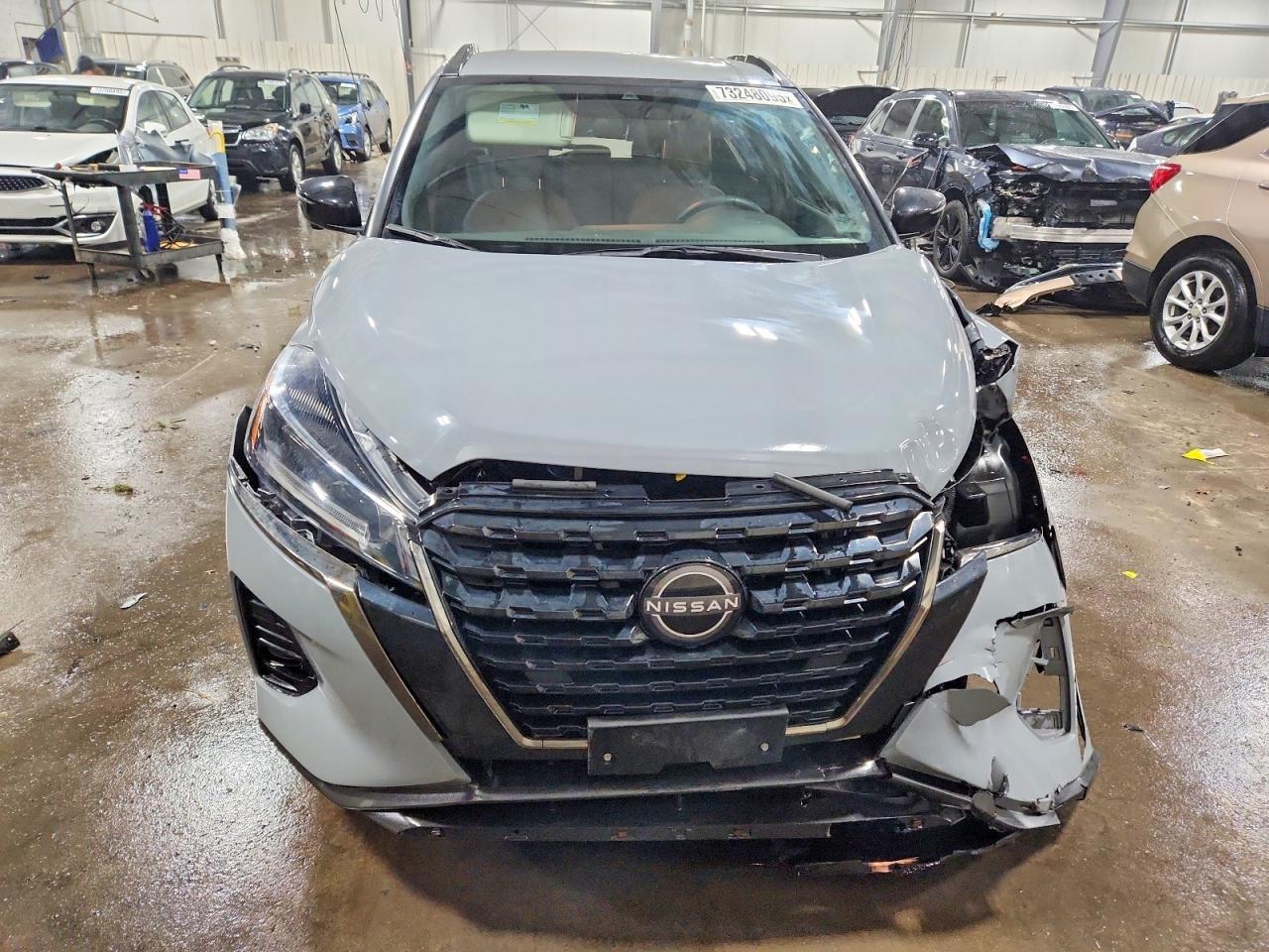 2023 NISSAN KICKS