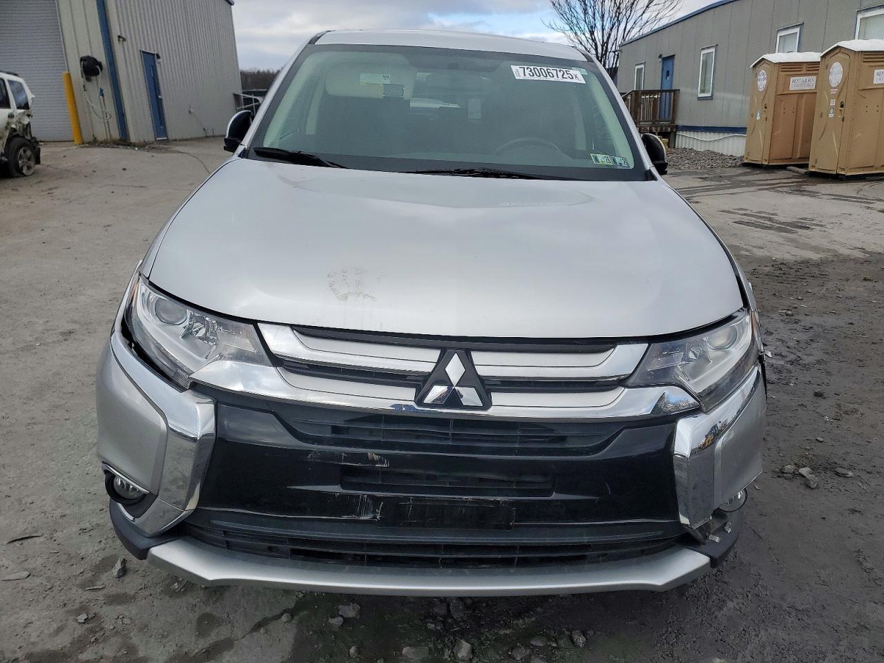 2018 MITSUBISHI outlander