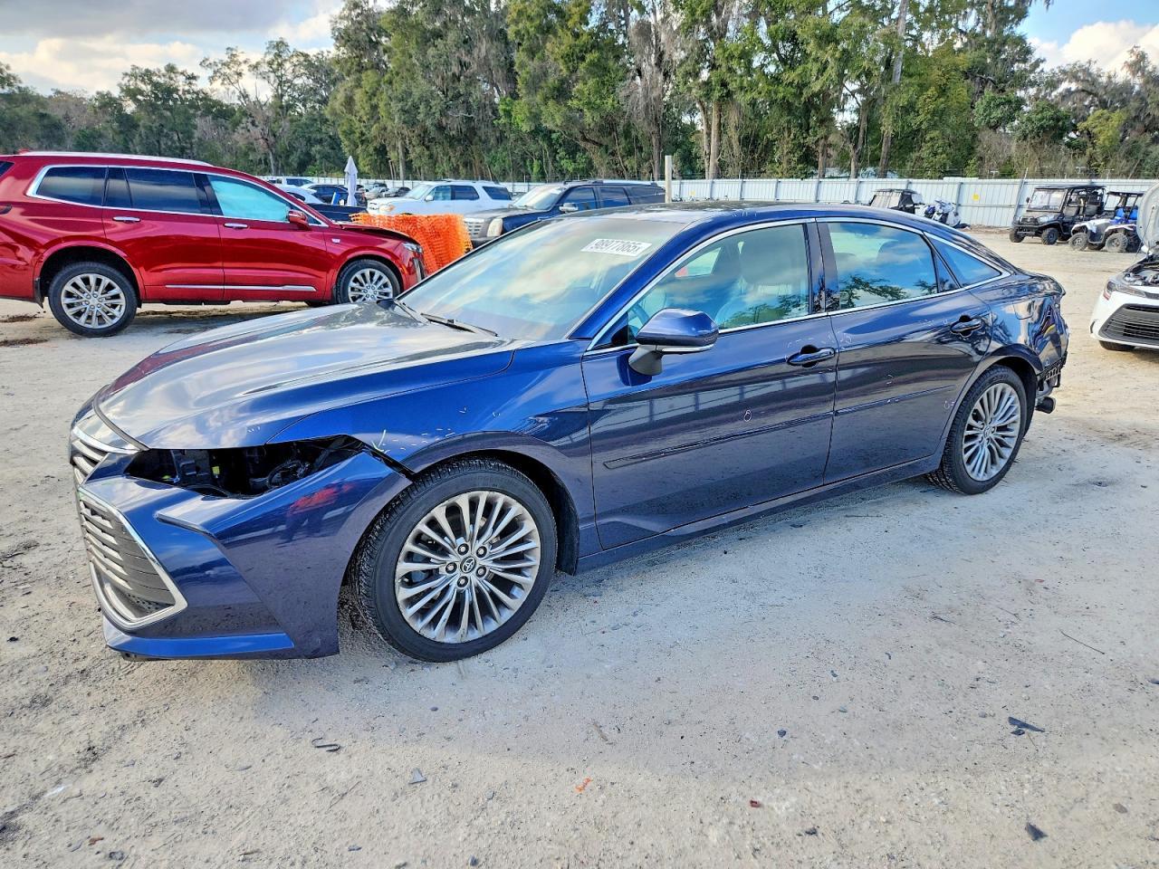 2019 TOYOTA Avalon