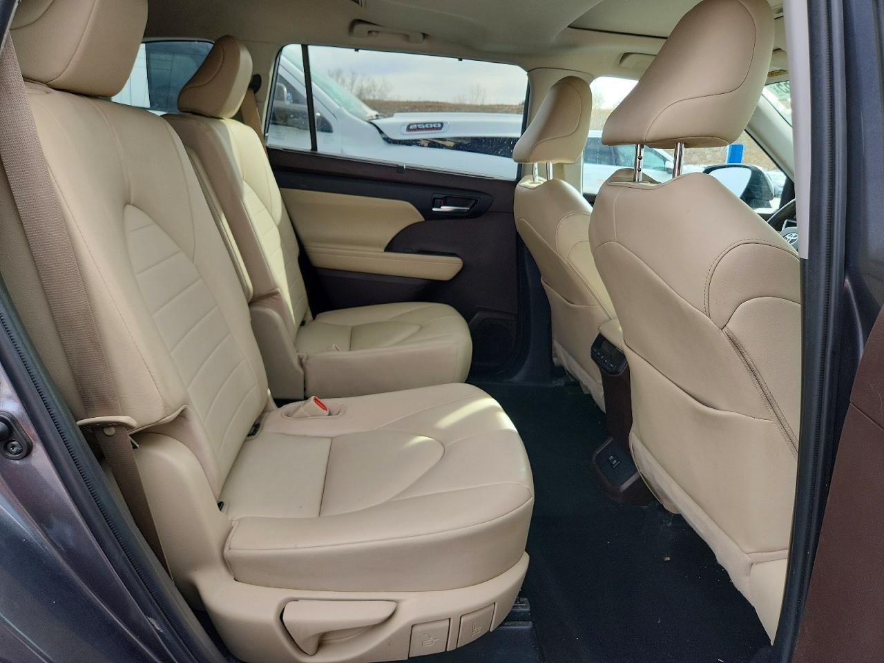2020 TOYOTA HIGHLANDER