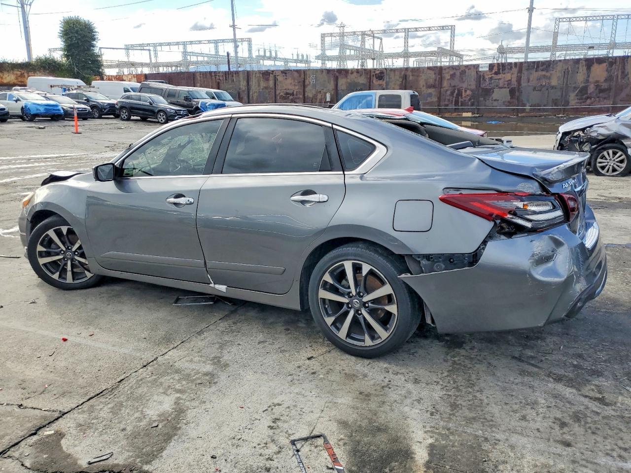 2017 NISSAN ALTIMA