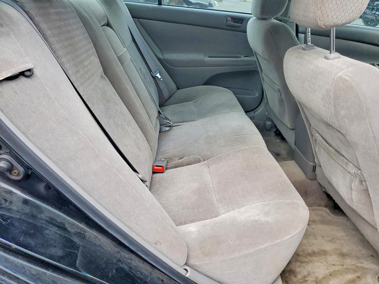 2004 TOYOTA CAMRY