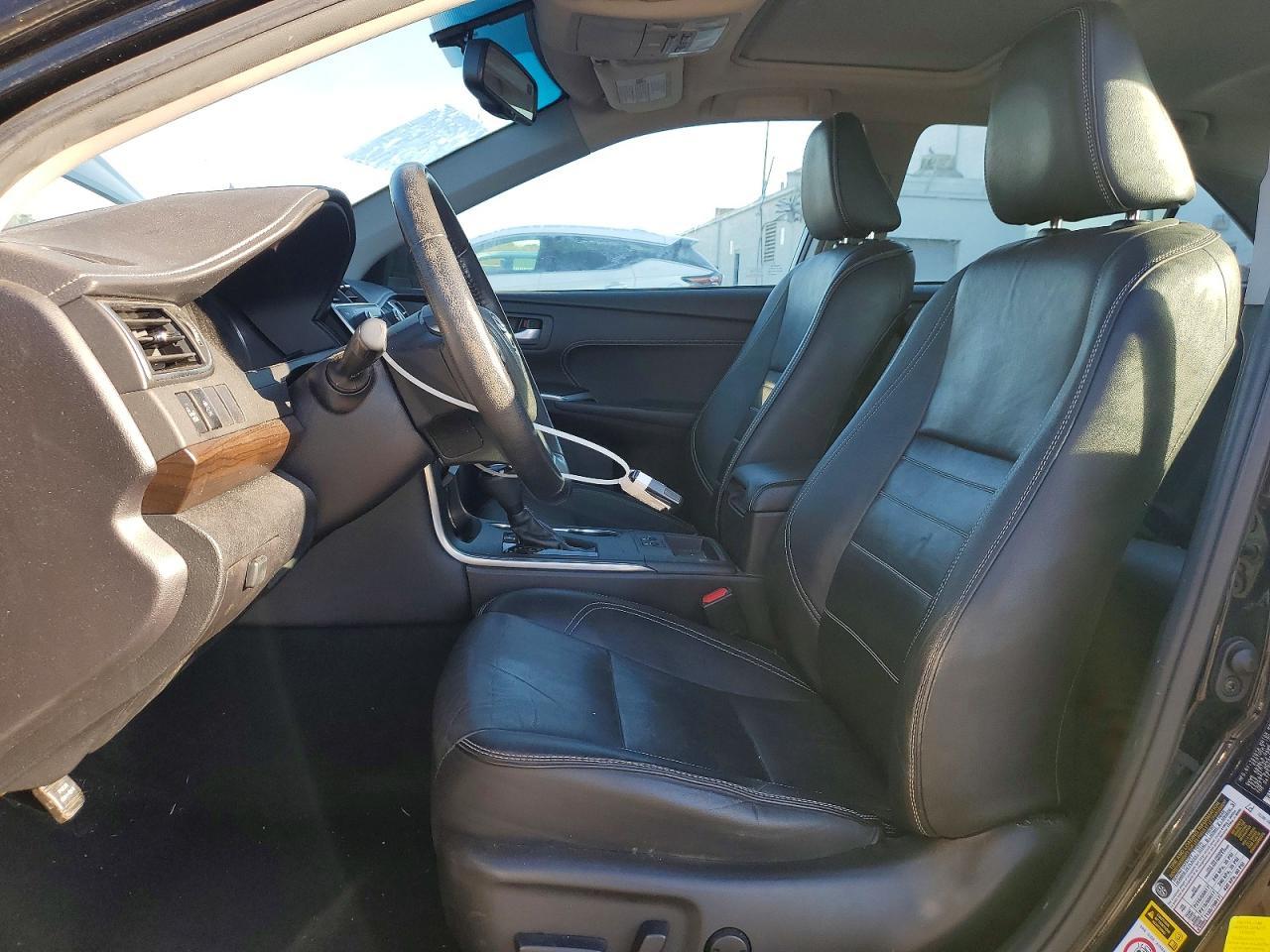 2015 TOYOTA CAMRY
