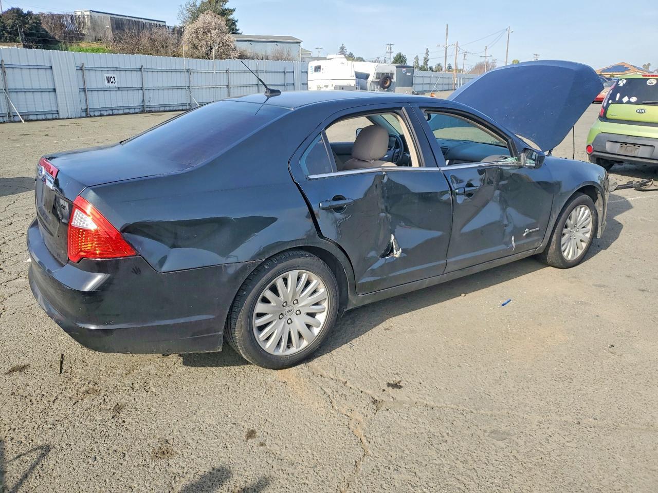 2010 FORD FUSION