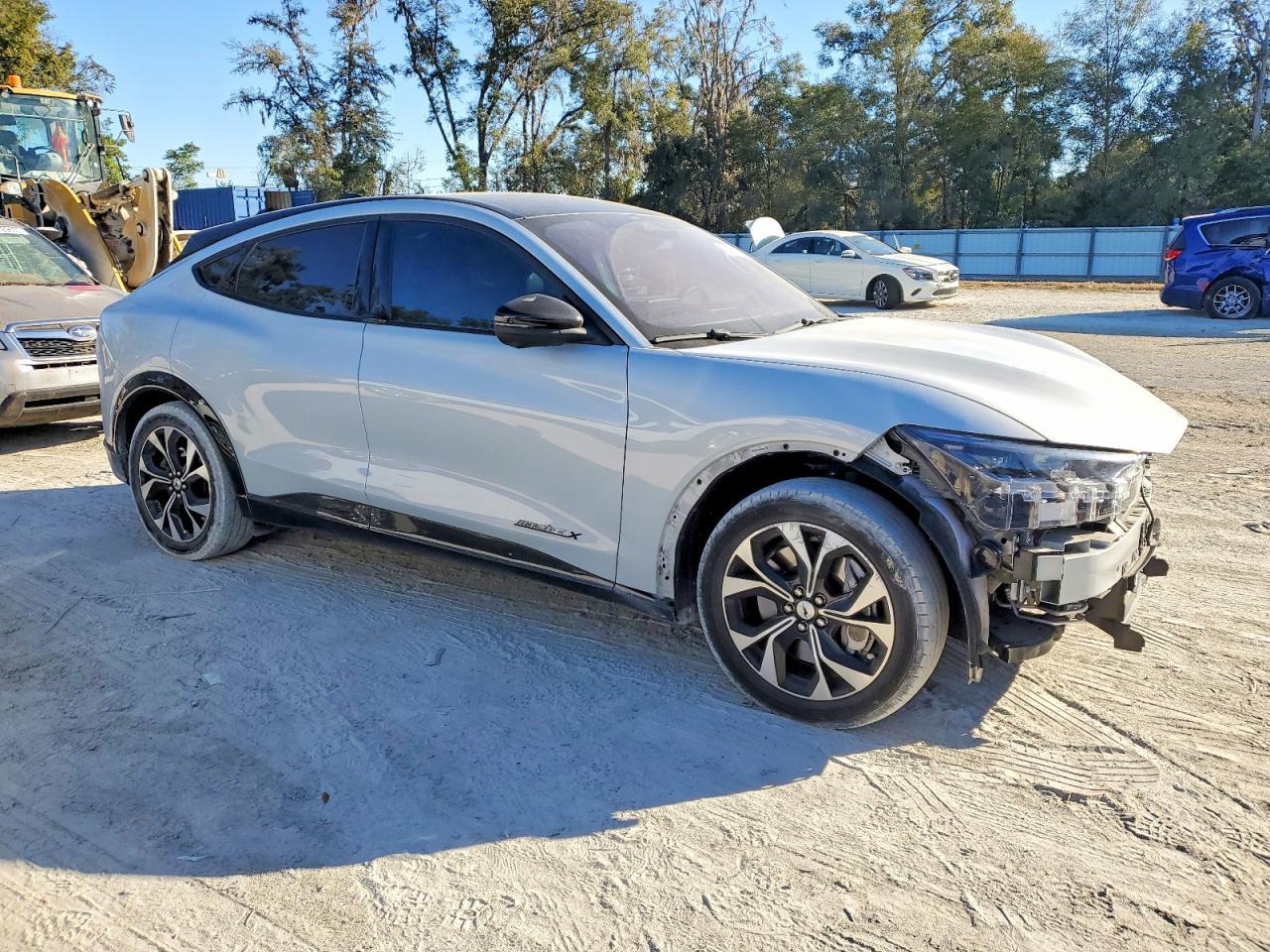 2022 FORD Mustang Mach-E