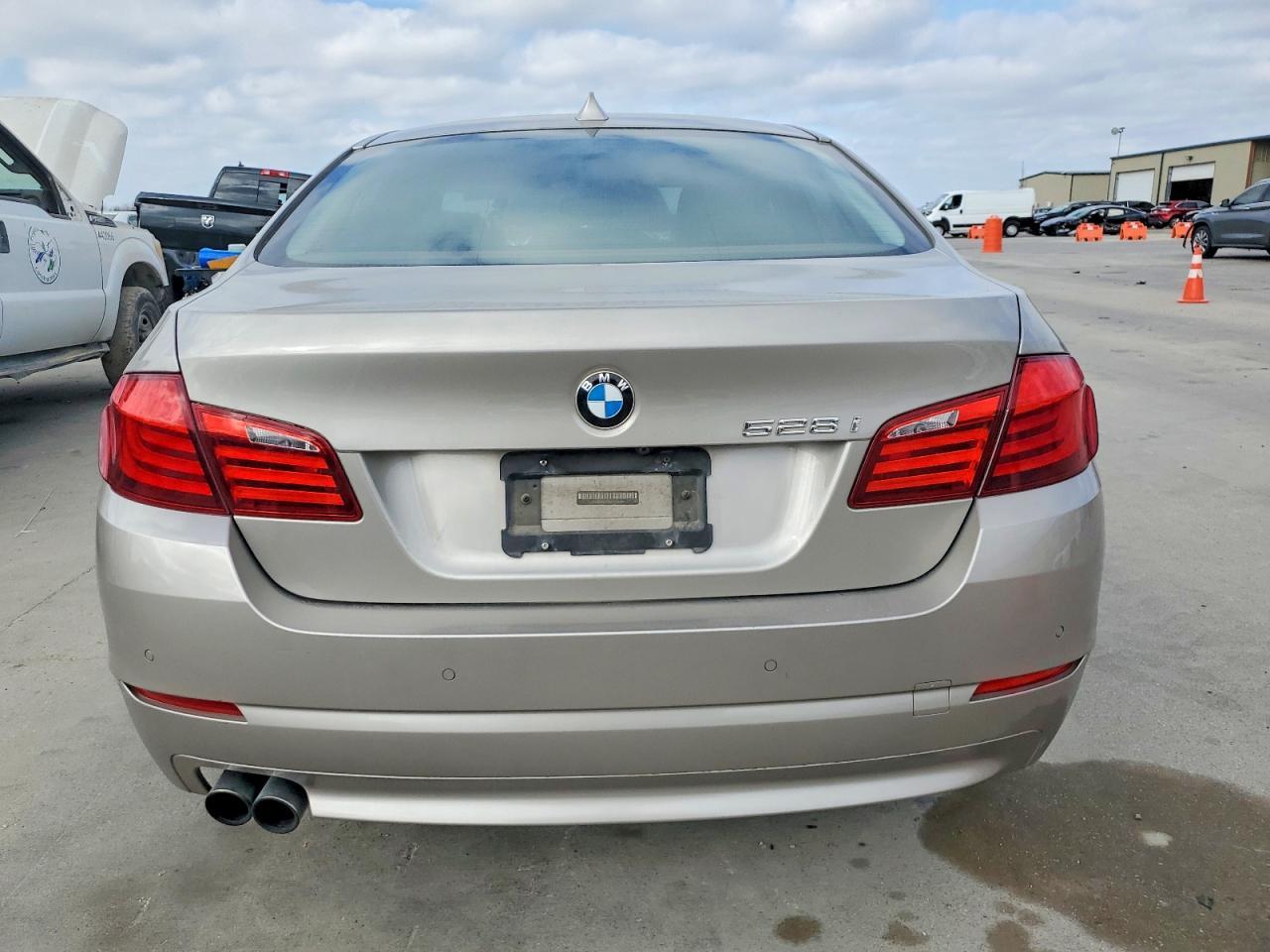 2011 BMW 5 series