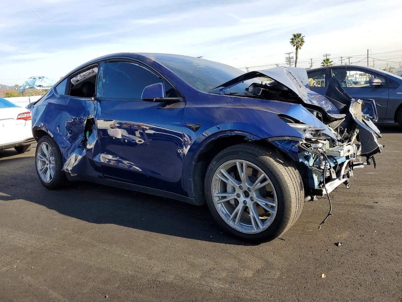 2022 TESLA MODEL Y