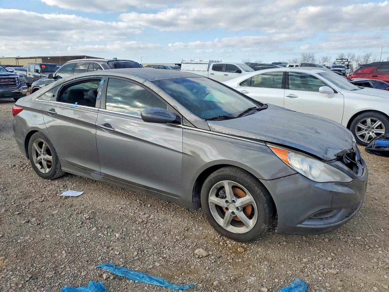 2011 HYUNDAI SONATA