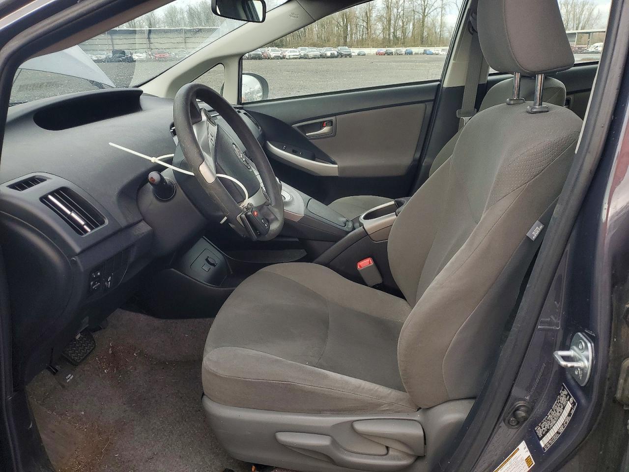 2013 TOYOTA PRIUS