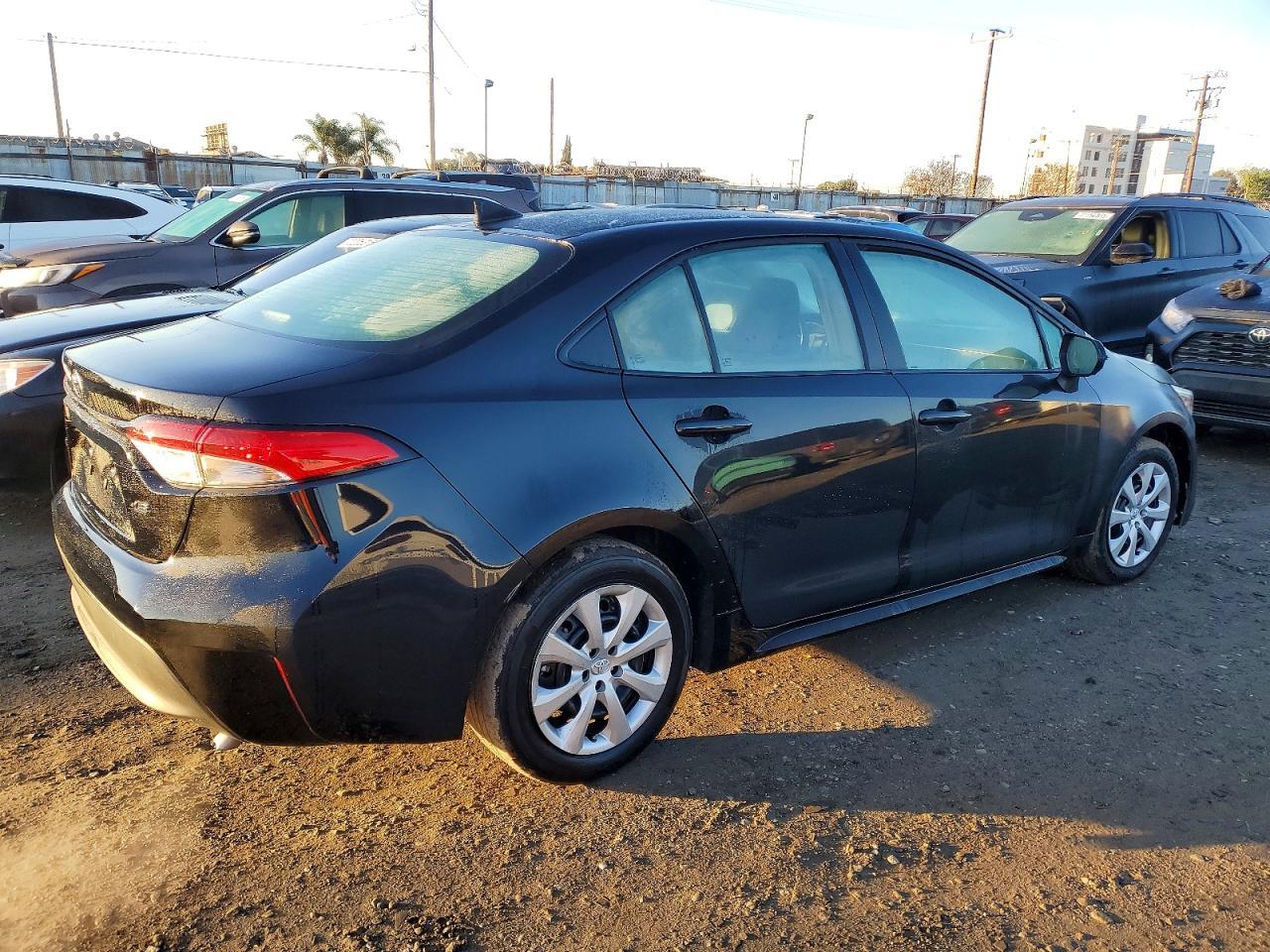 2025 TOYOTA COROLLA