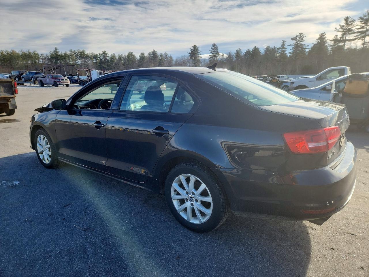 2015 VOLKSWAGEN JETTA
