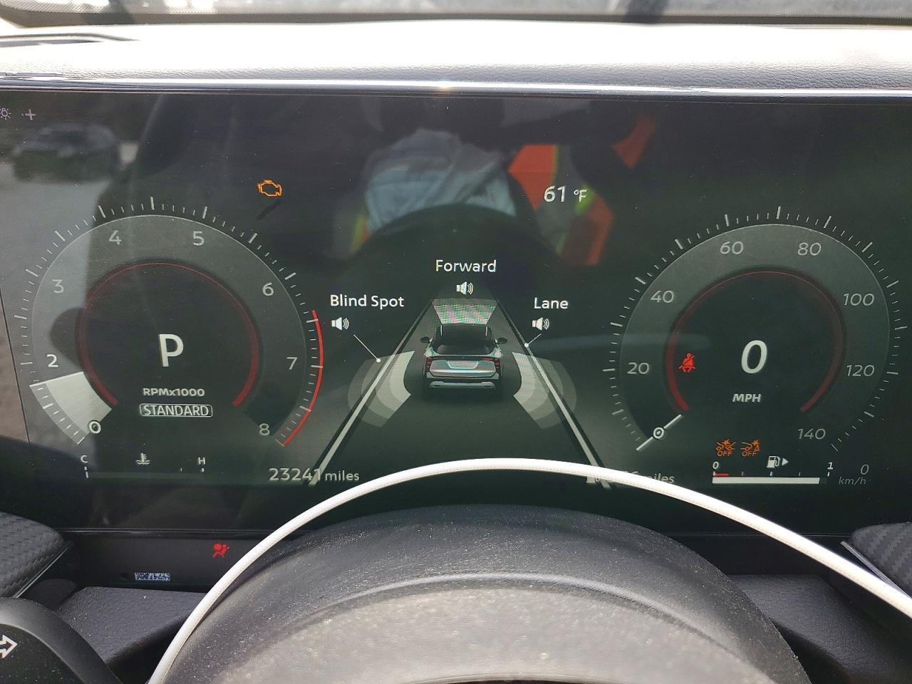2025 NISSAN KICKS