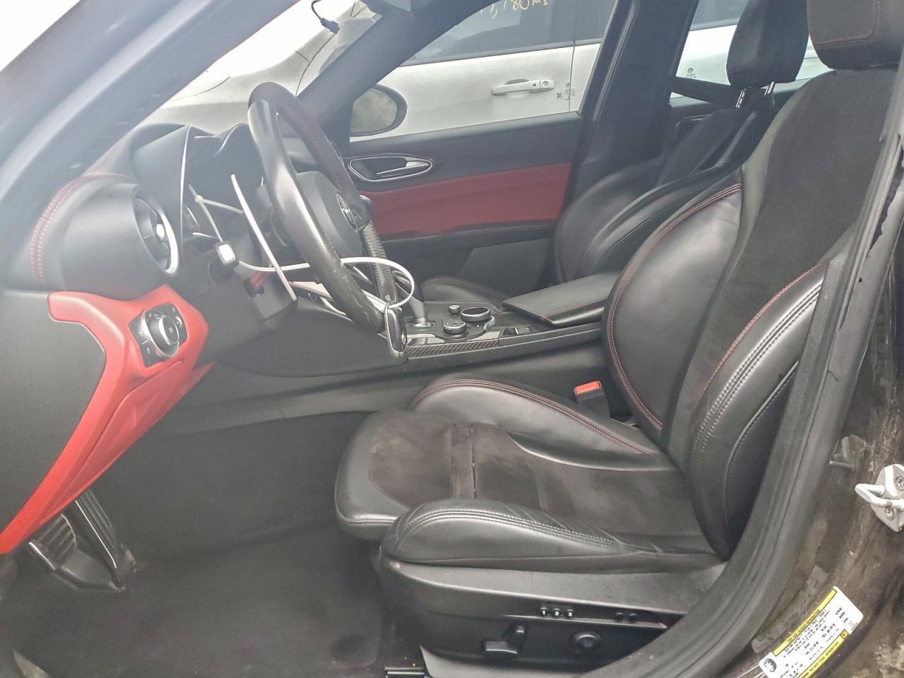 2017 ALFA ROMEO Giulia