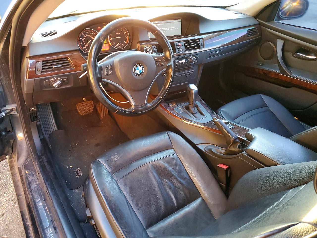 2011 BMW 3 SERIES