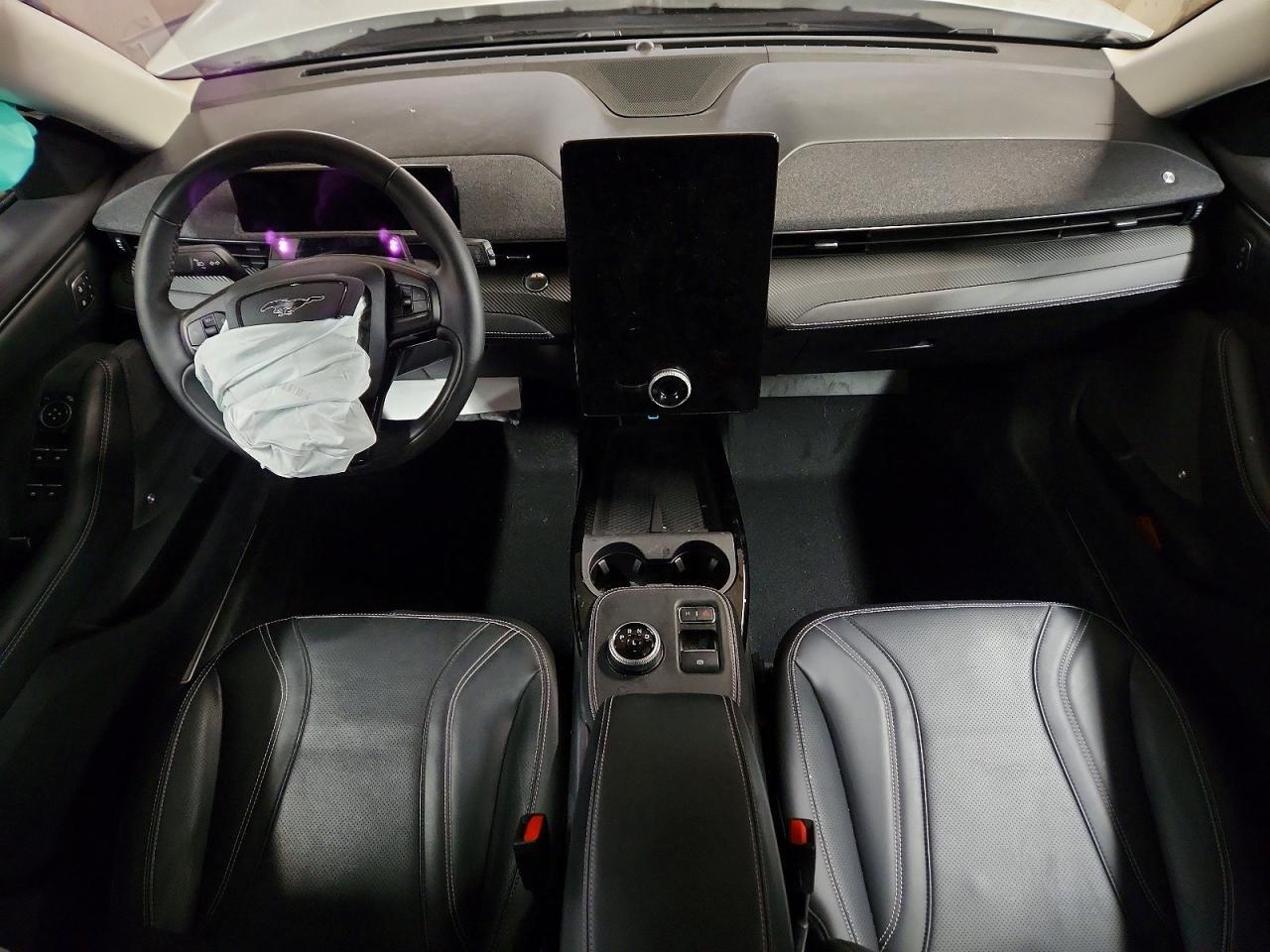 2023 FORD Mustang Mach-E