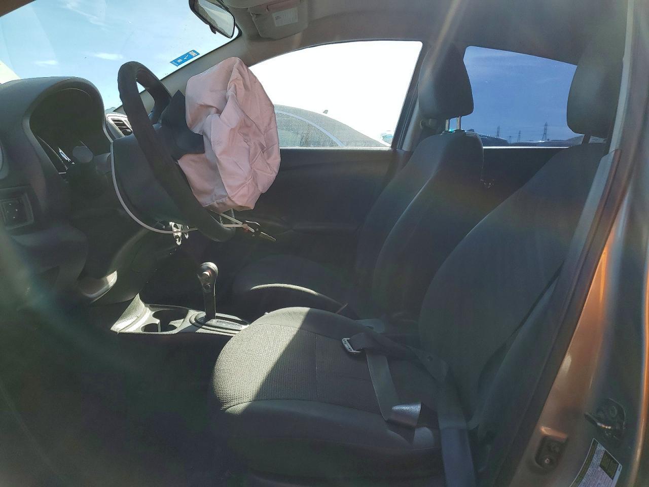 2013 NISSAN VERSA