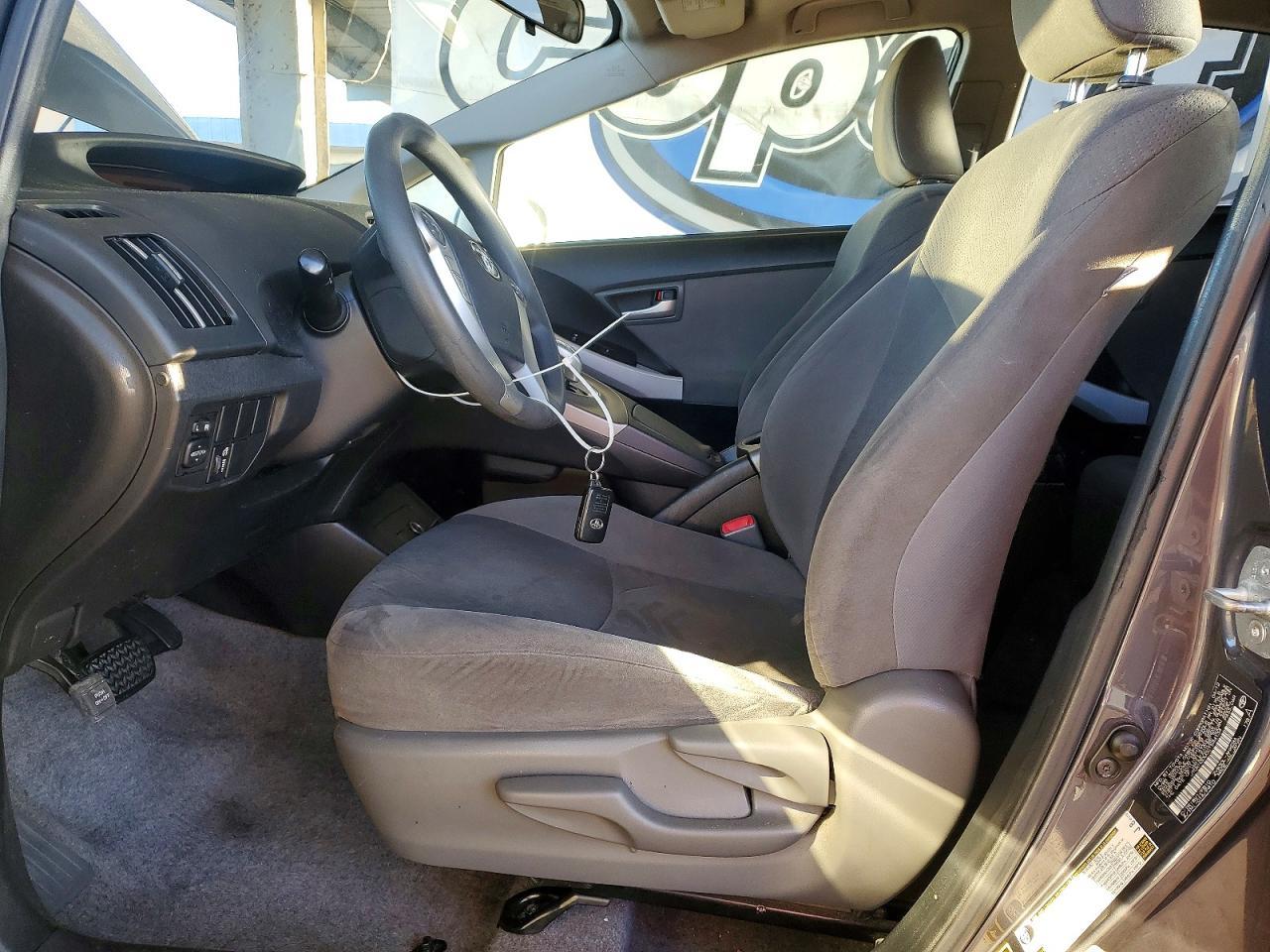 2012 TOYOTA PRIUS