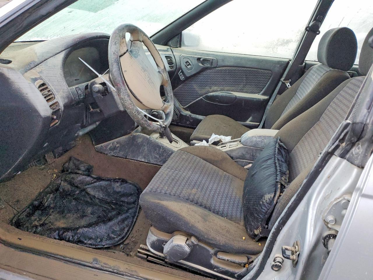 1999 SUBARU Legacy