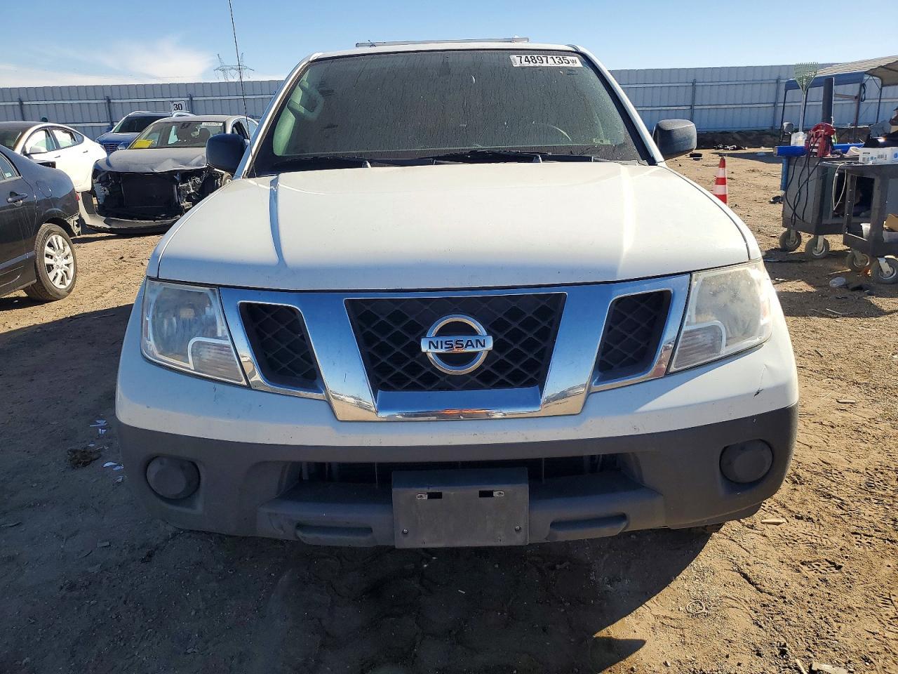 2017 NISSAN Frontier