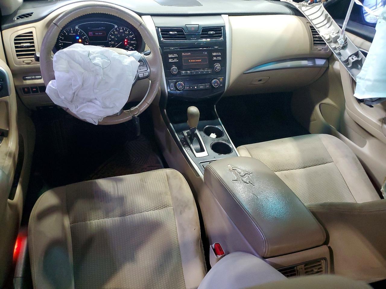 2015 NISSAN