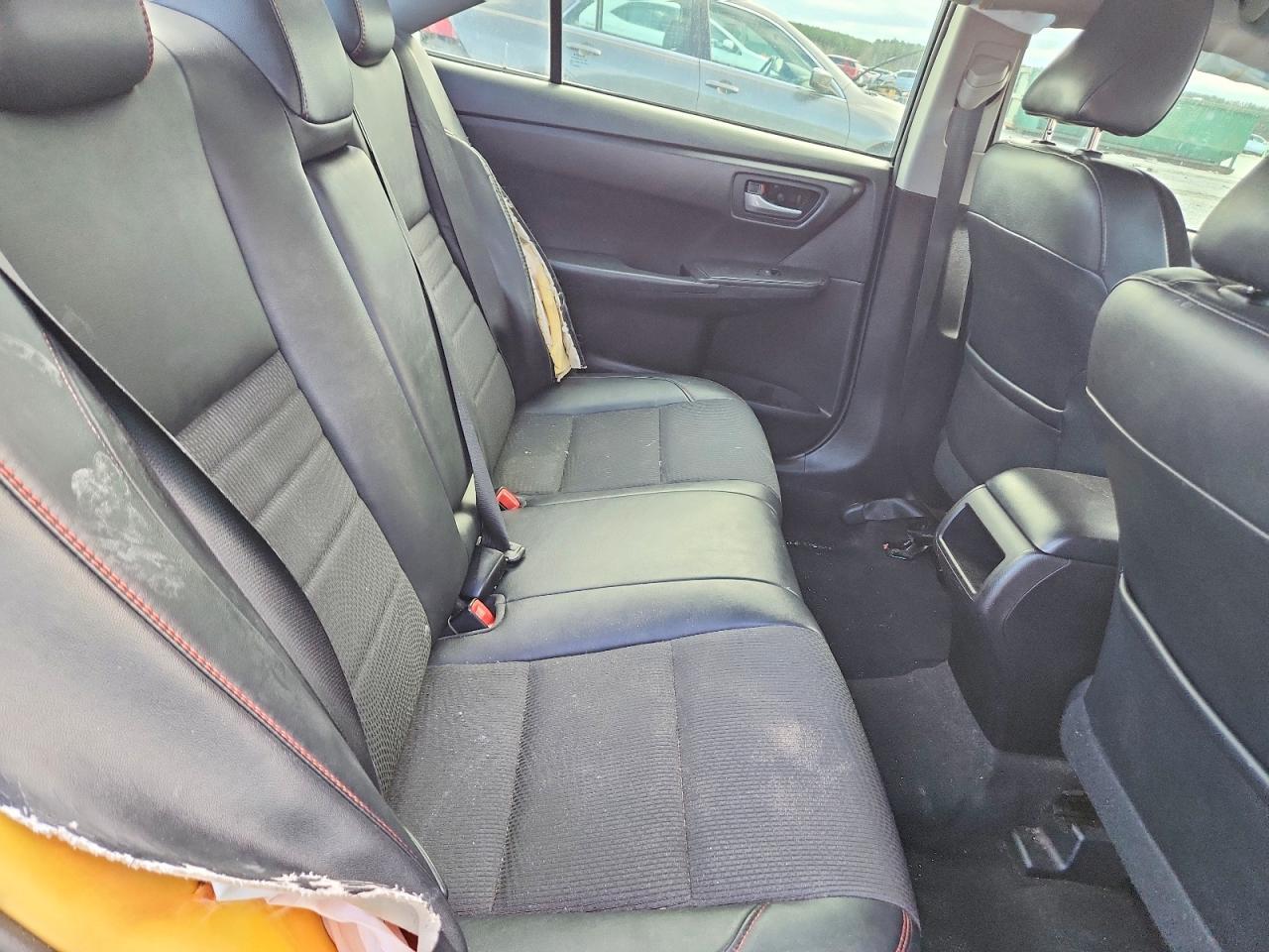 2016 TOYOTA CAMRY