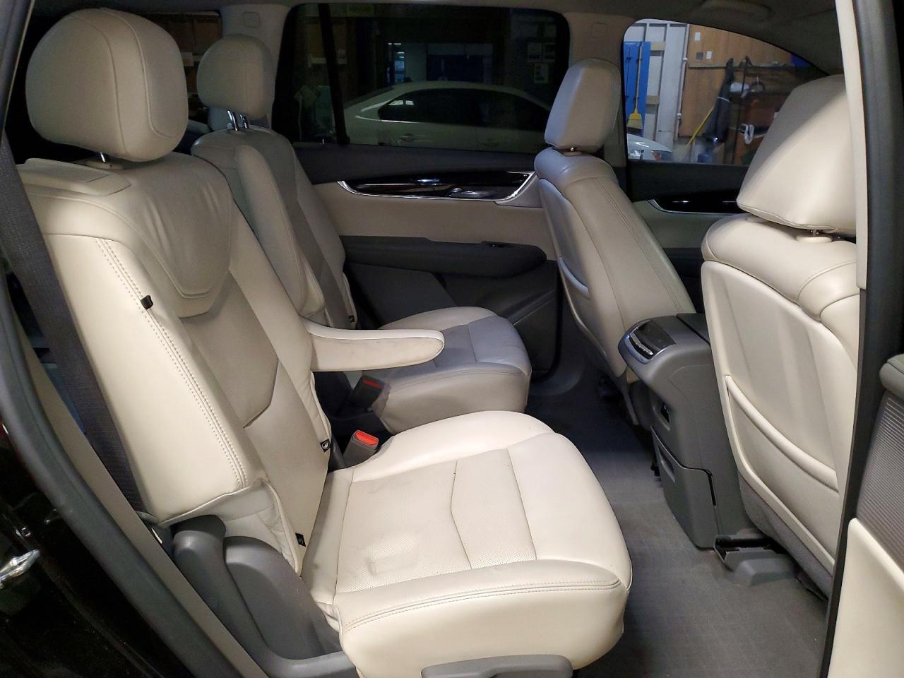 2020 CADILLAC XT6